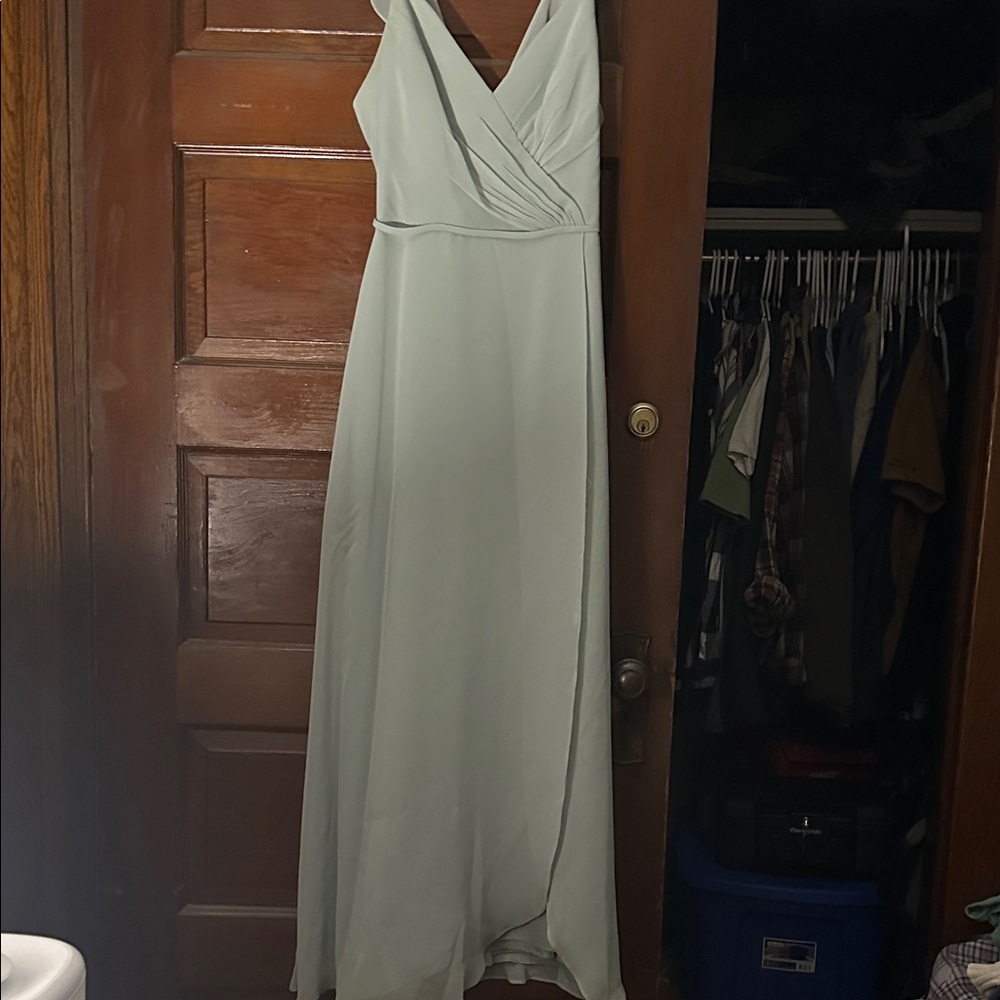 Elegant Mint Green Maxi Dress